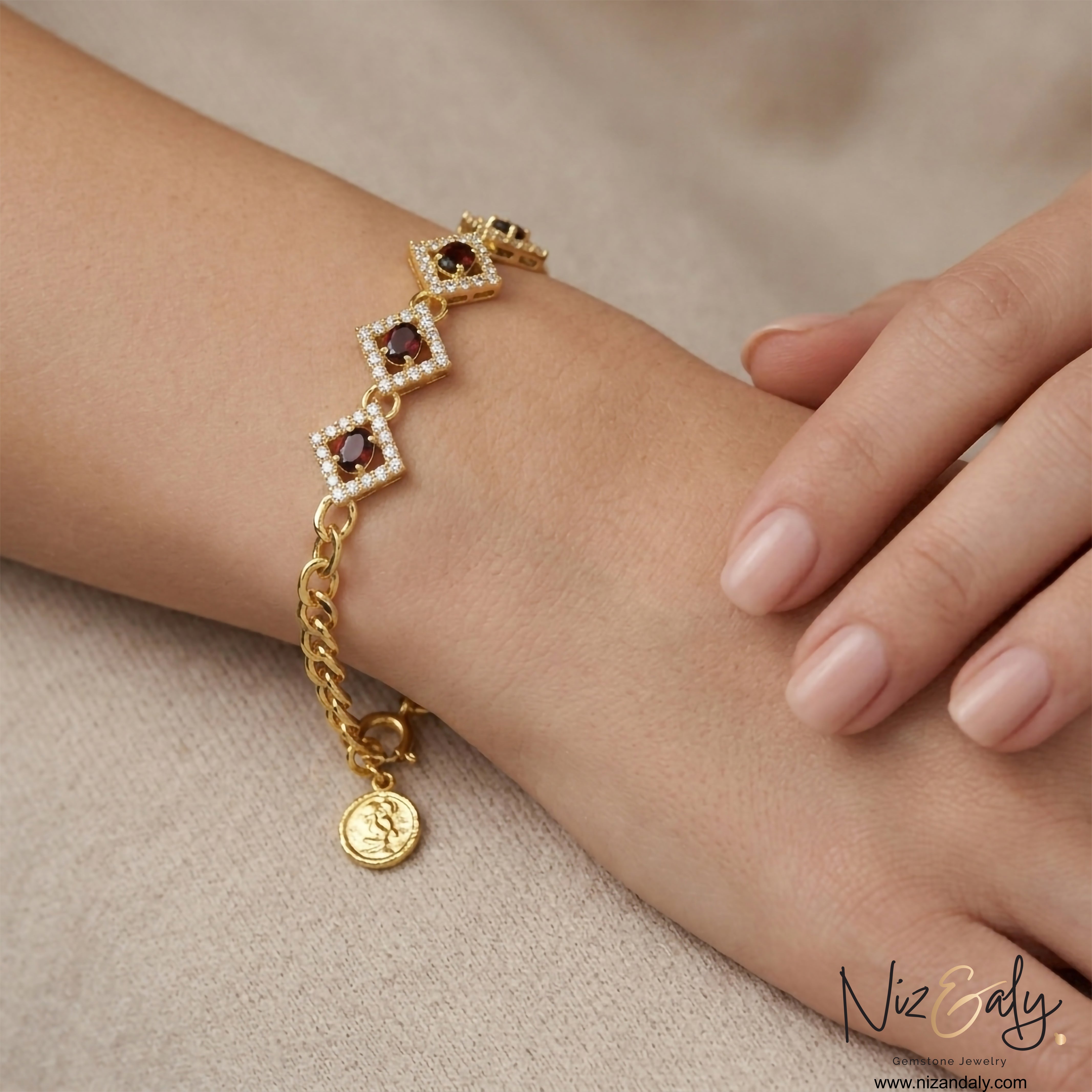 Garnet Braclet