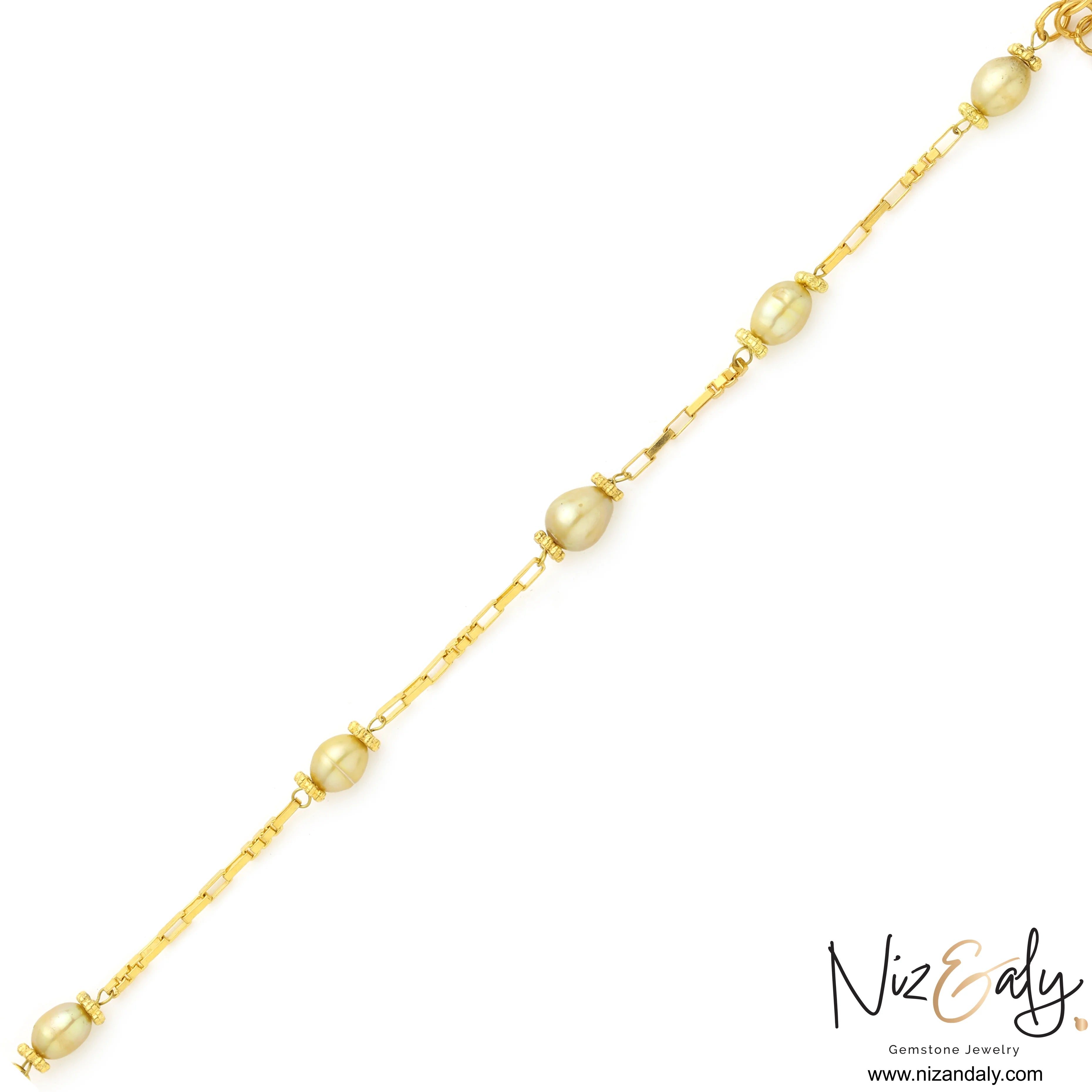 Freshwater pearl bracelet with gold-plated sterling silver chain