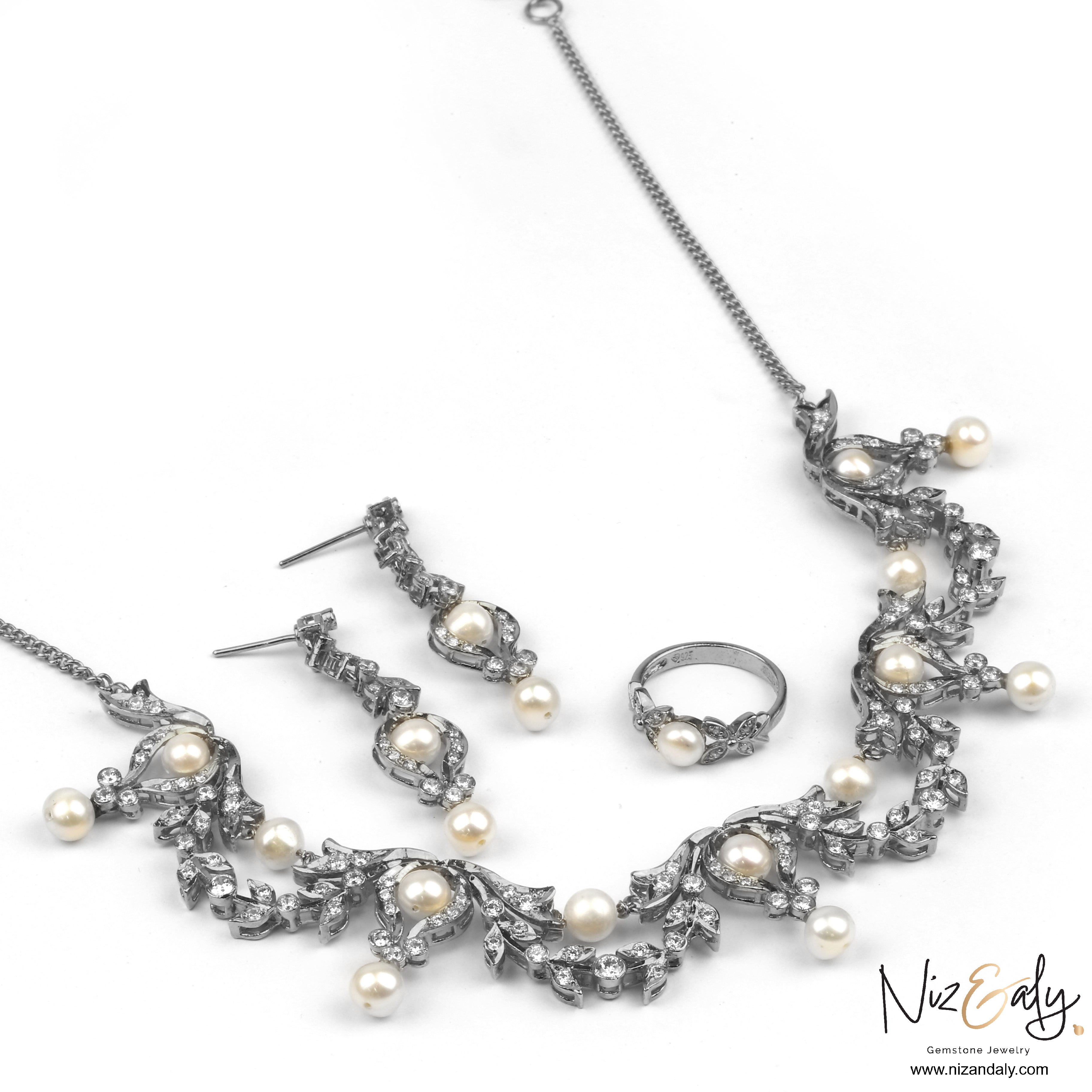 Classic Bridal Fresh Water Pearl Necklace Set in Sterling Silver