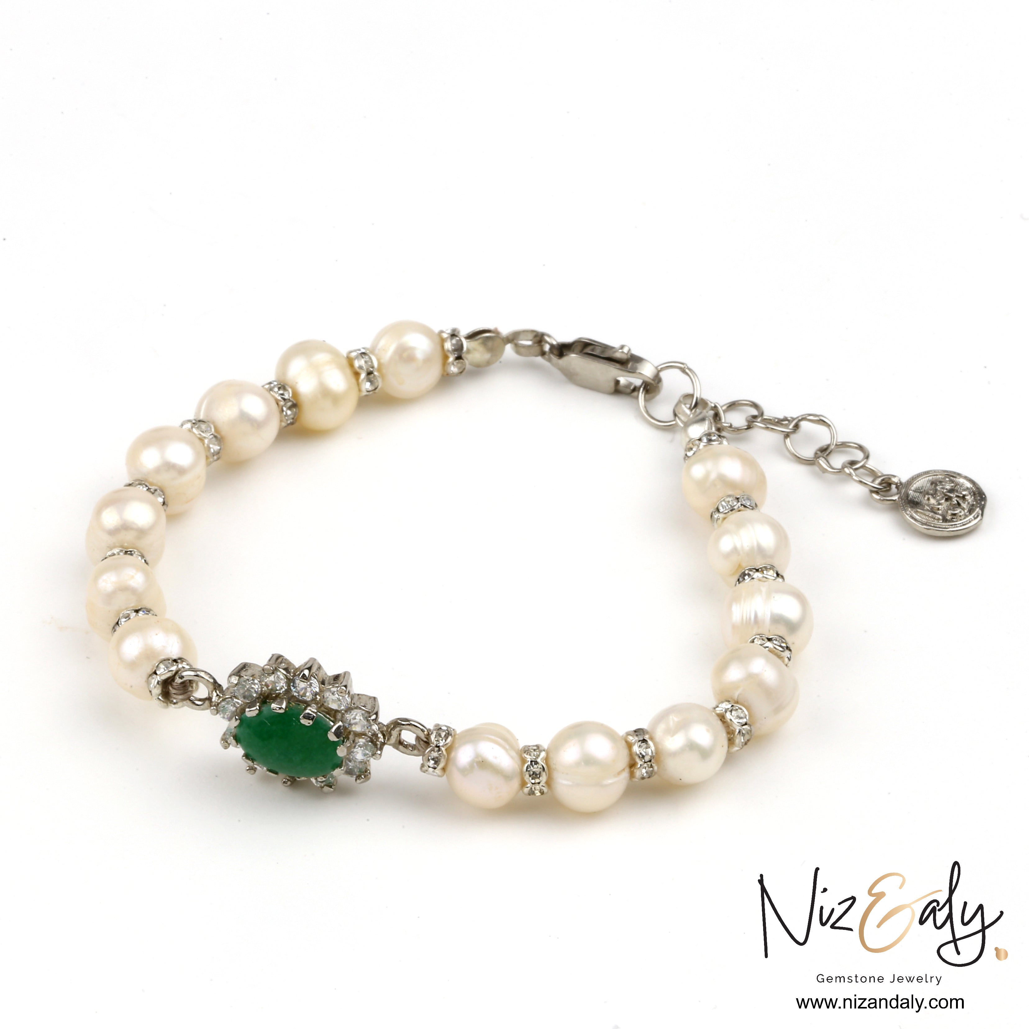 Green Jade and Fresh Water Pearl Bracelet
