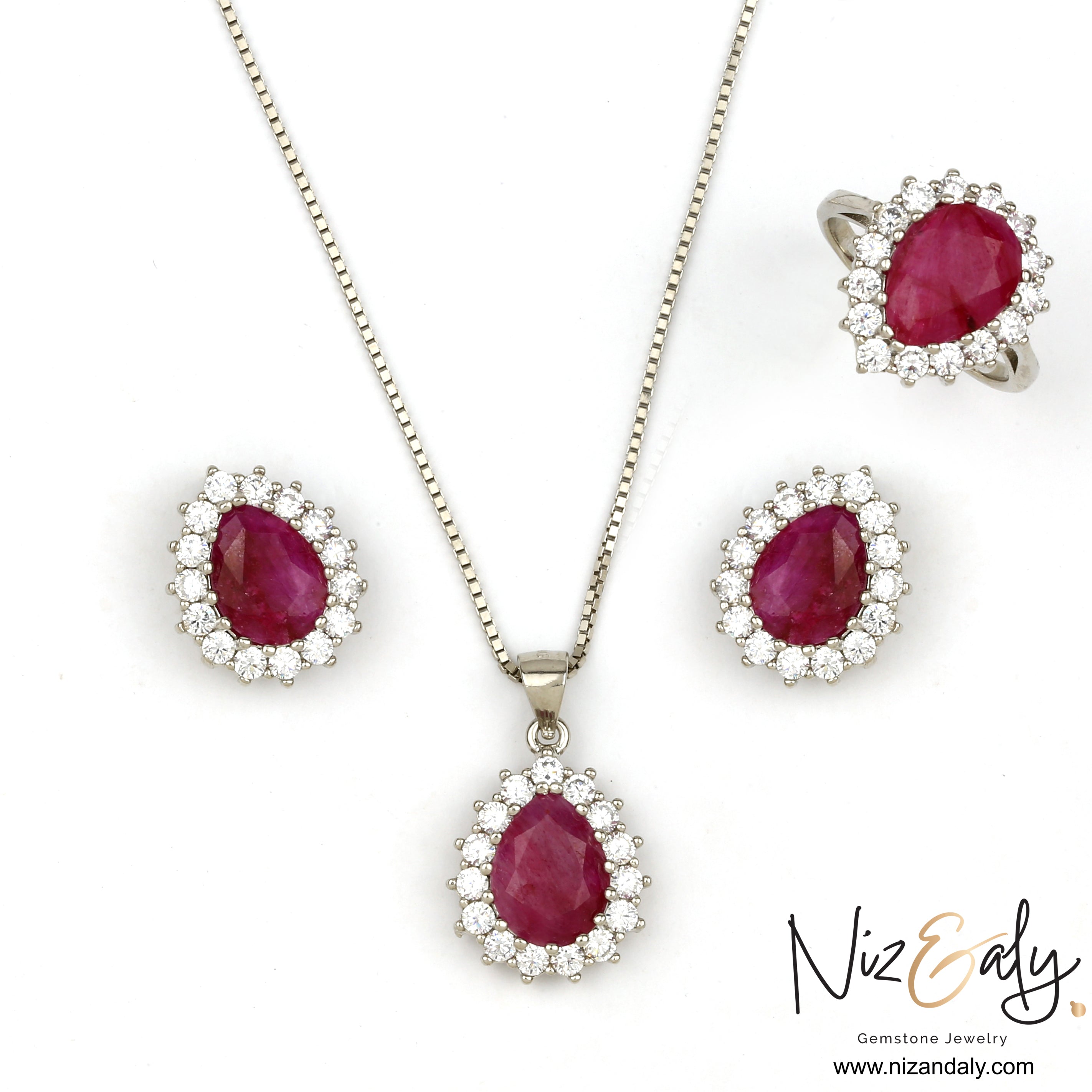 Royal and Stunnig  Red Spinel Pendant Set