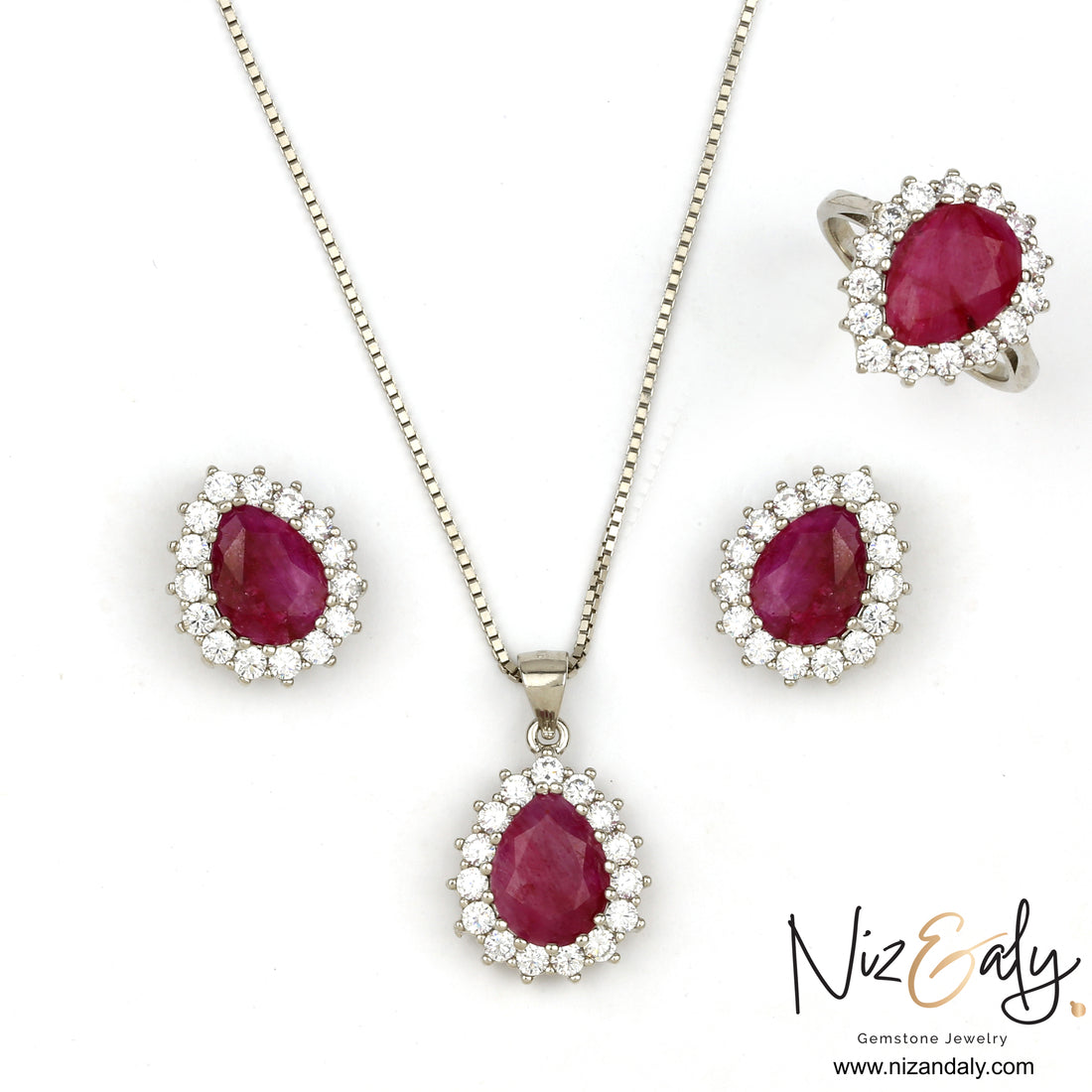 Royal and Stunnig  Red Spinel Pendant Set
