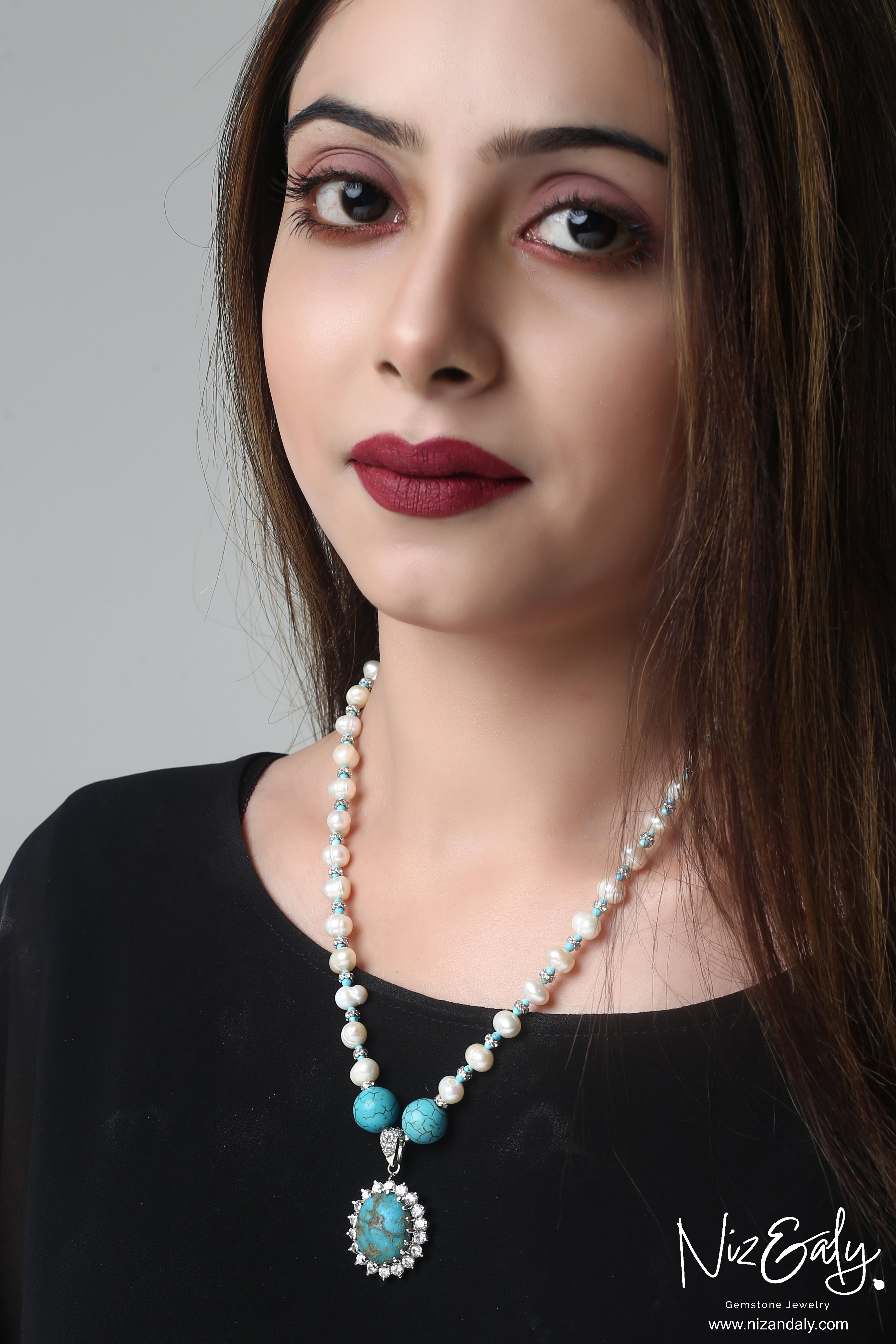 Kingman Turquoise Pendant in Pearl  Necklace