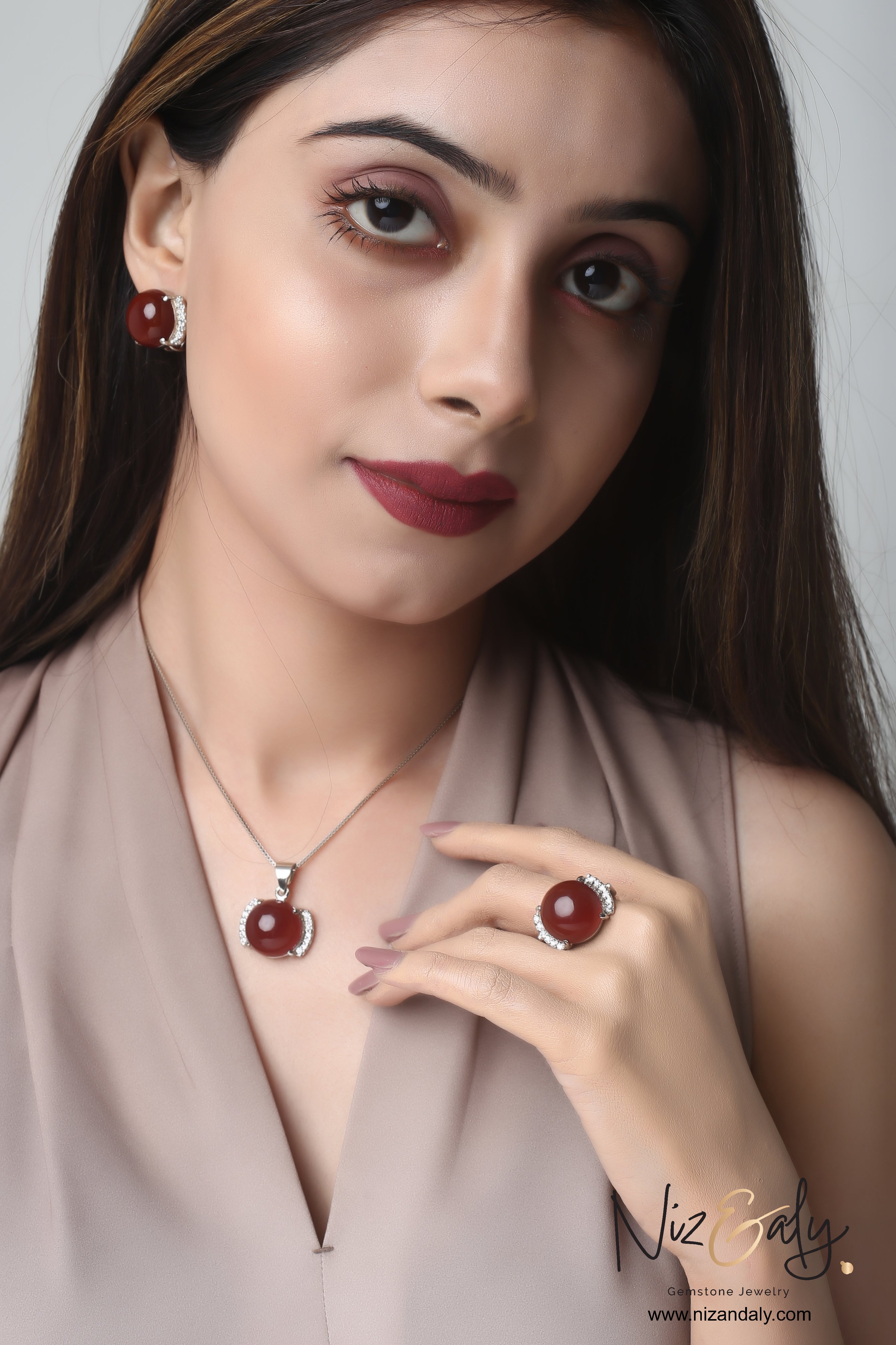 Spiritual Red Agate Pendant Set