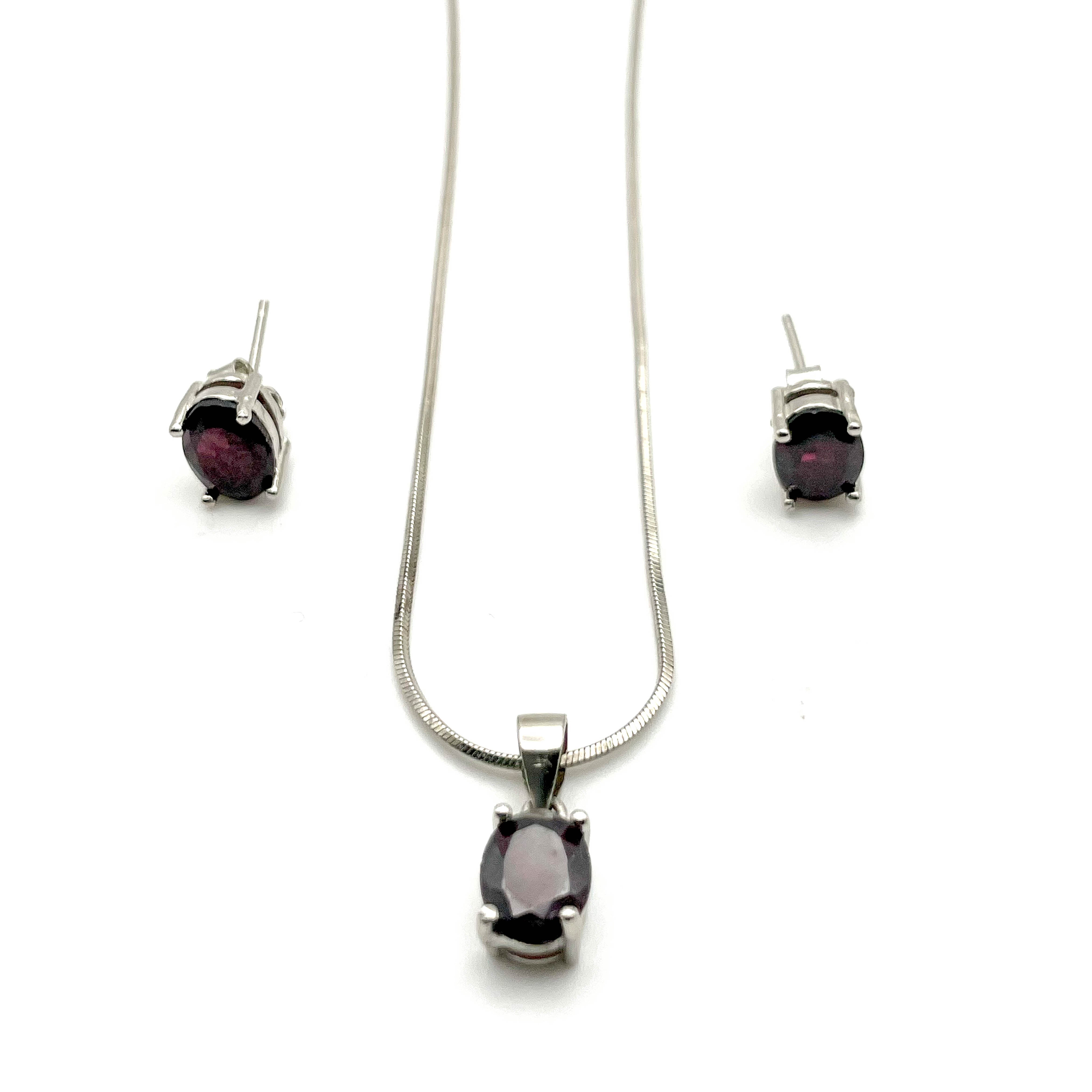 Garnet locket Set
