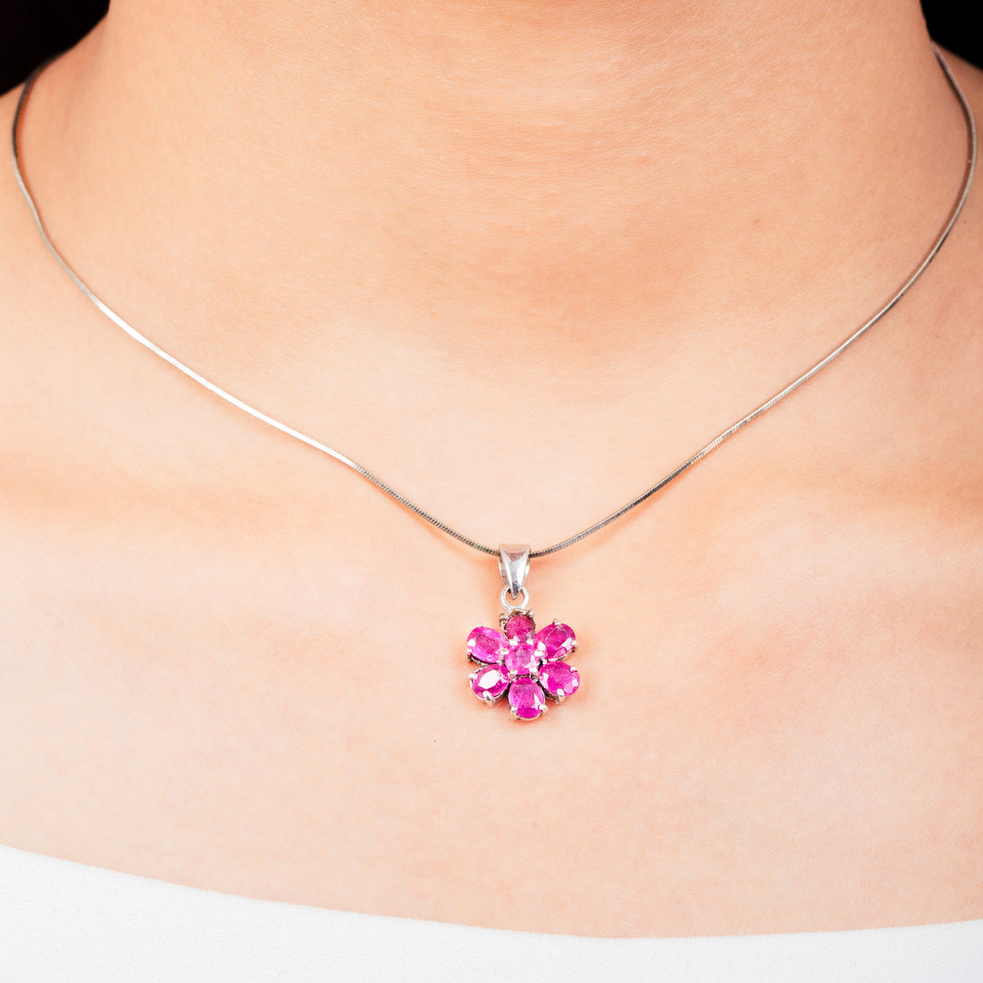 Ruby Flower Pendant (7 rubies)
