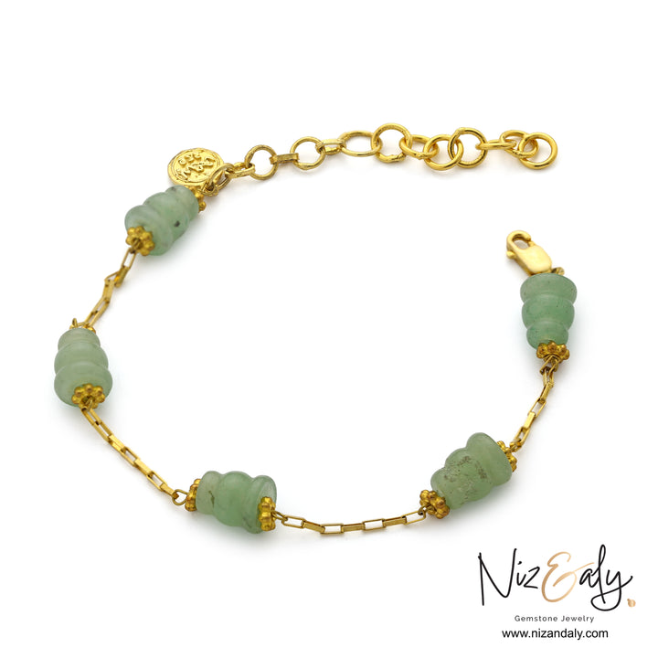 Green aventurine gemstone bracelet with natural polished beads