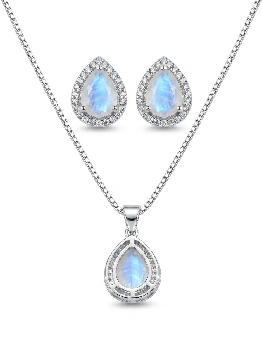 Blue Flash Moonstone pendant set by Niz & Aly featuring a striking moonstone necklace and matching earrings.