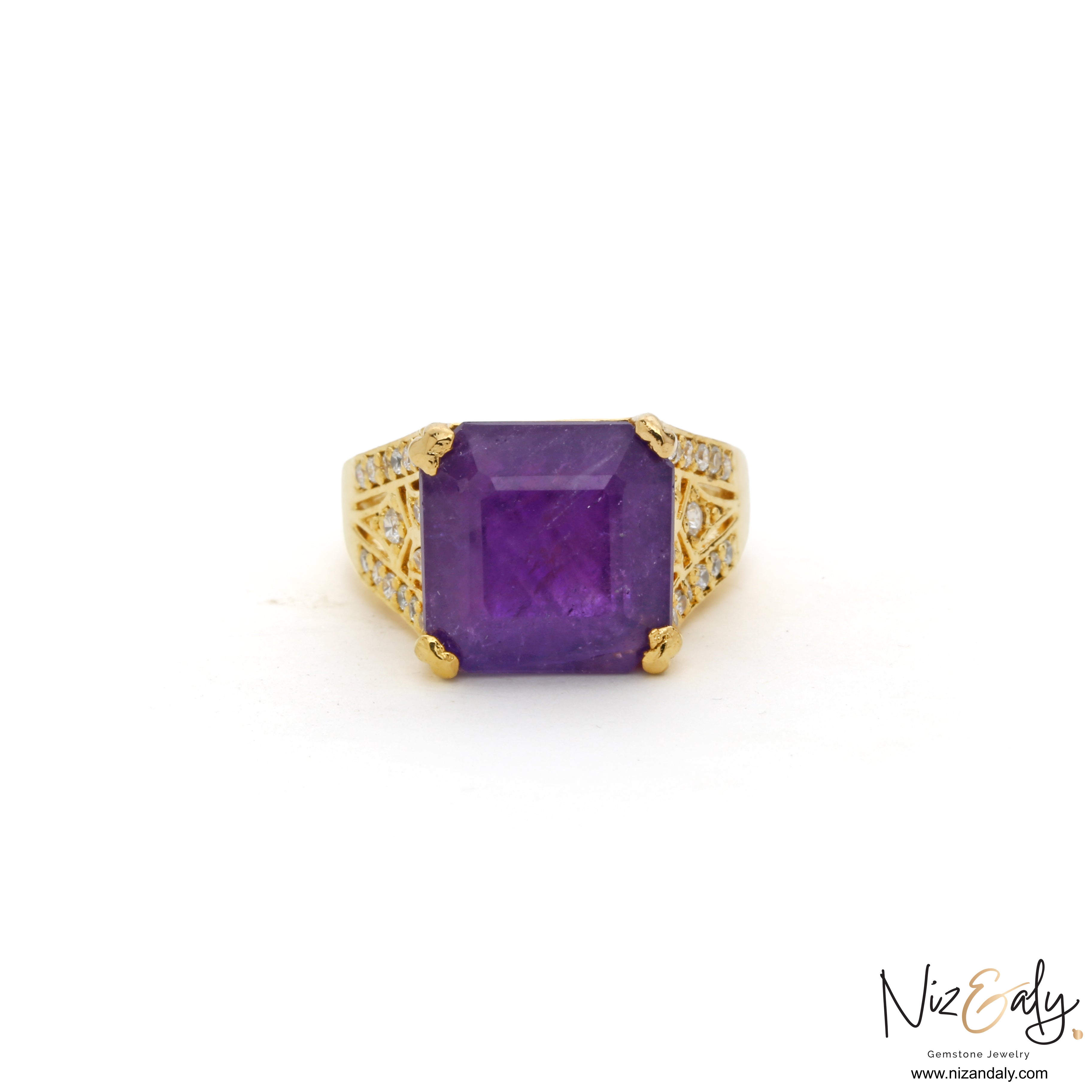 Niz & Aly square-cut amethyst ring in gold-plated sterling silver with shimmering accent stones