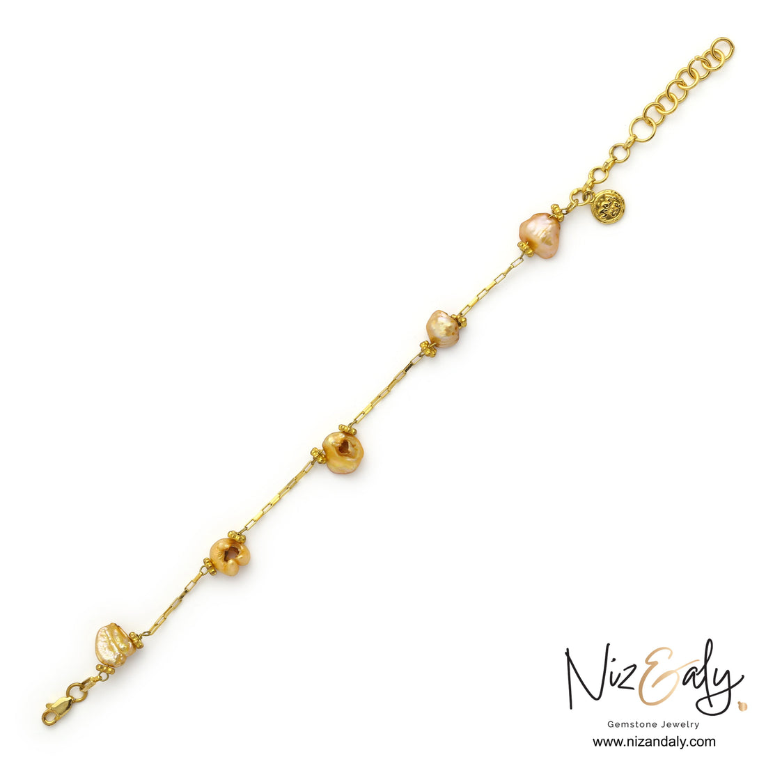 Niz & Aly golden freshwater pearl bracelet with irregular pearls on a 925 sterling silver gold-plated chain