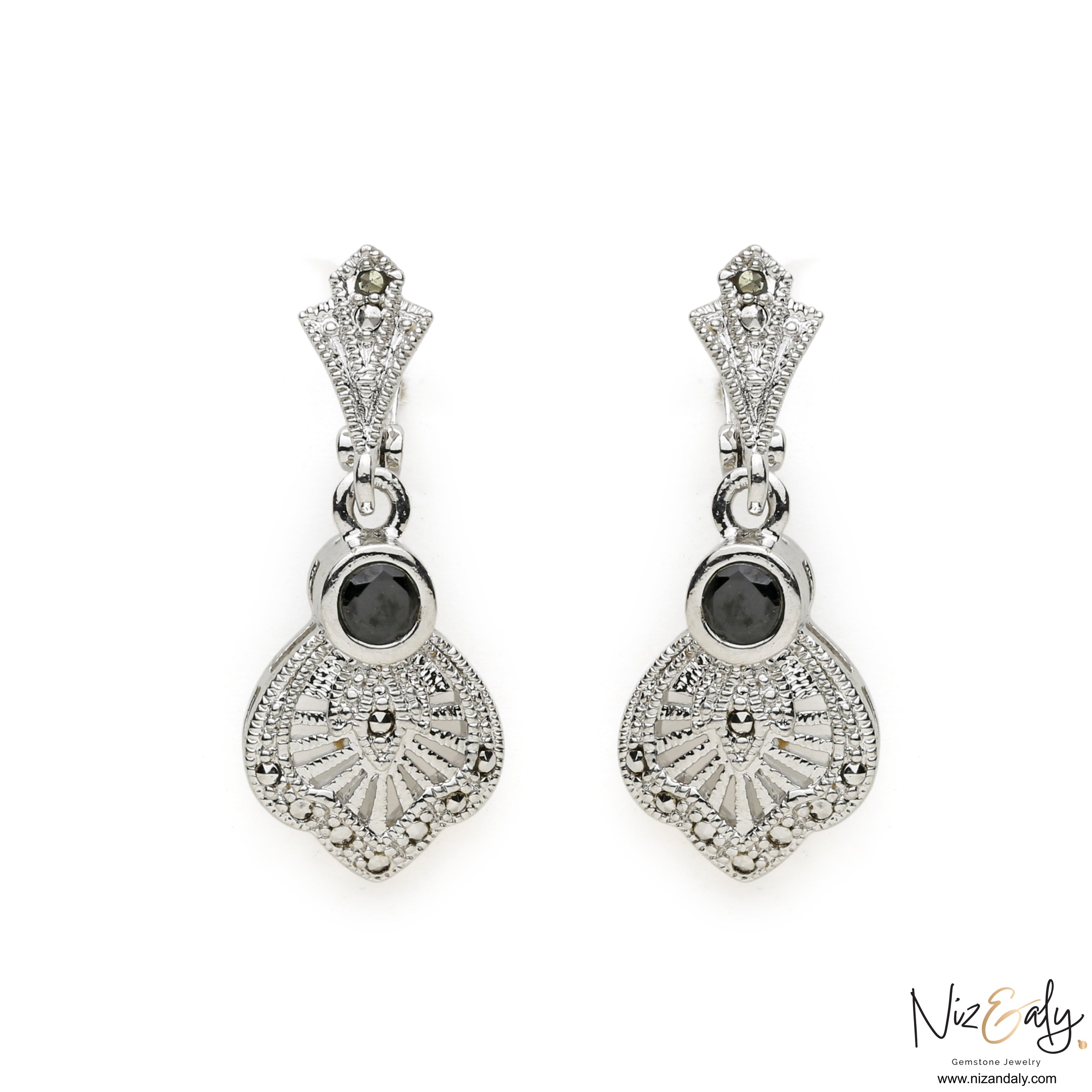 Niz & Aly sterling silver earrings featuring black agate stones and intricate vintage star motif filigree detailing.