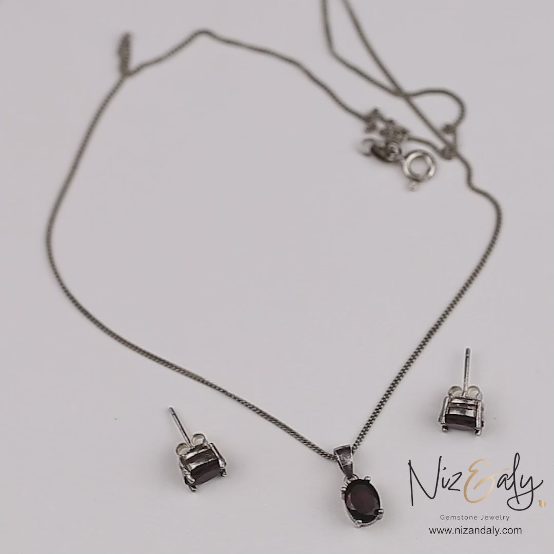 Garnet locket Set