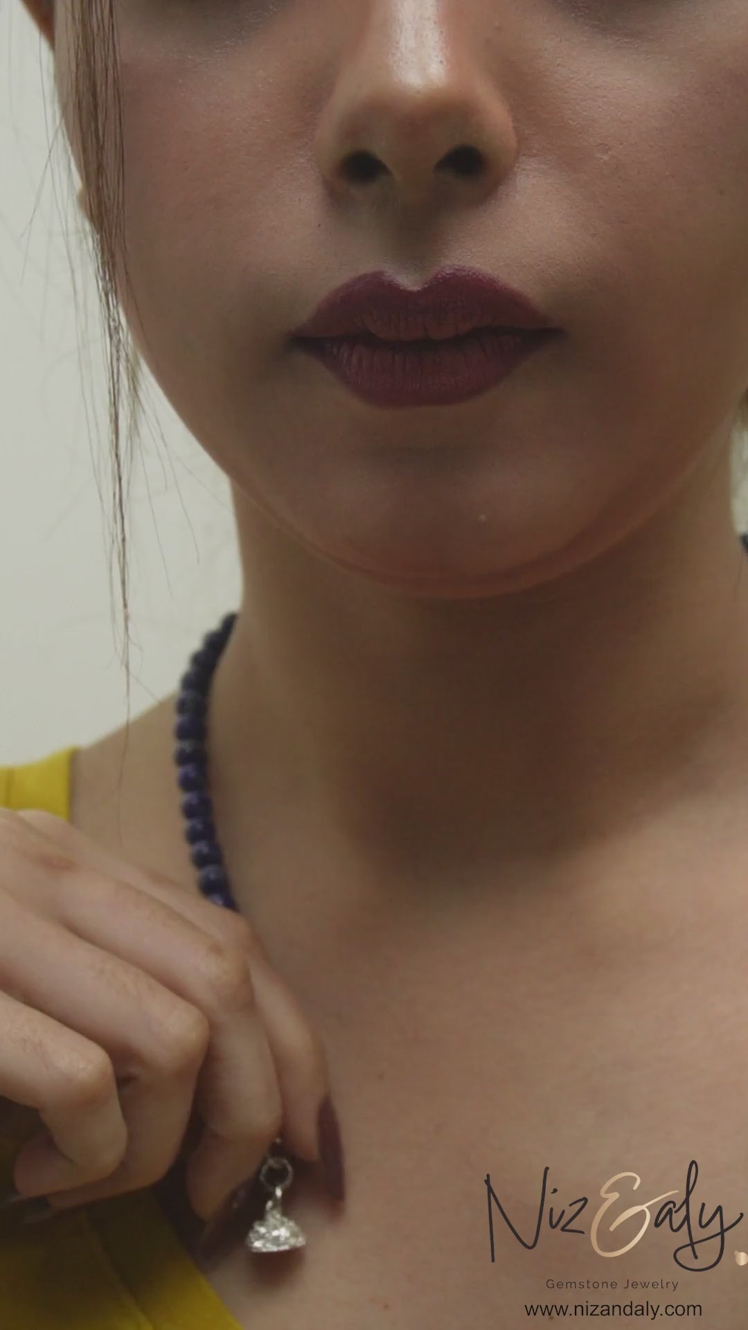 Dark Blue Lapis Lazuli Elegant Beaded Necklace with Magnetic Clasp